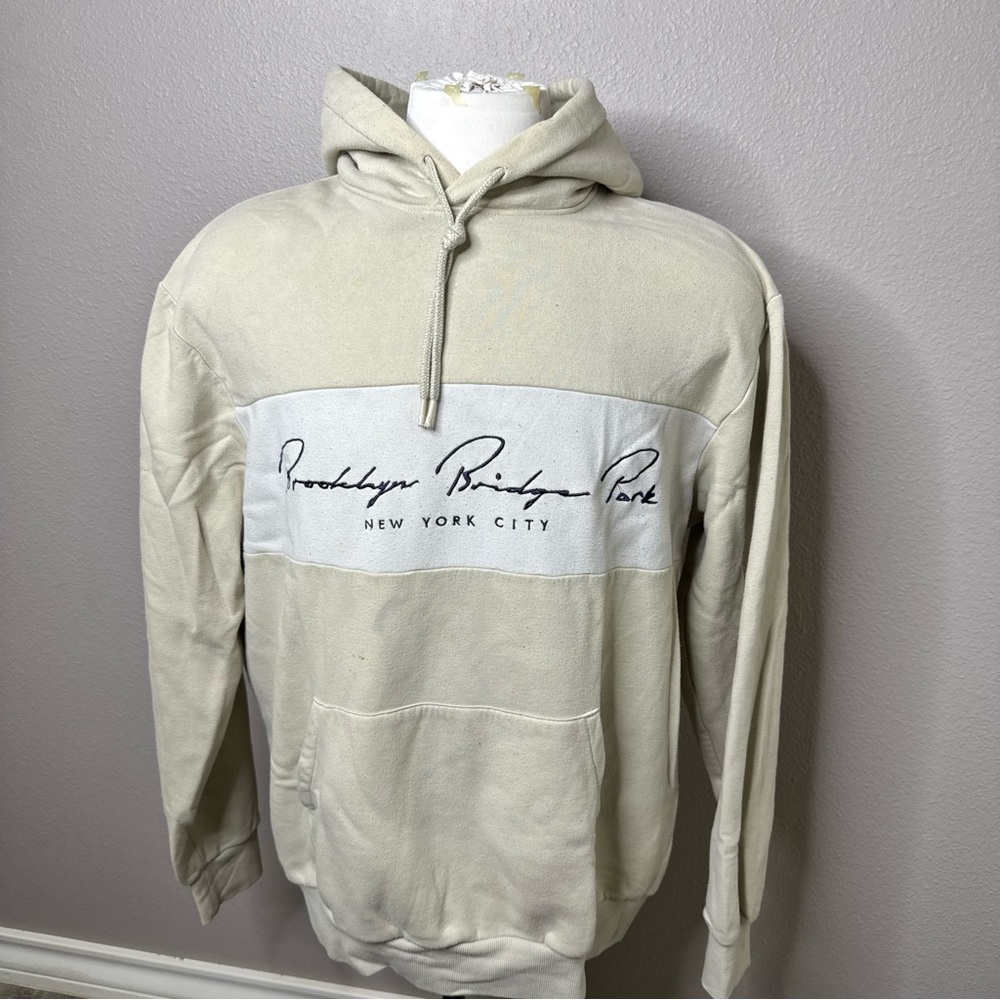 H&M Cream Hoodie with Brooklyn Bridge Park Print